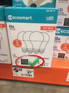 what are the best light bulbs to buy | image depicting the anticipated average energy cost for the light bulbs inside the box